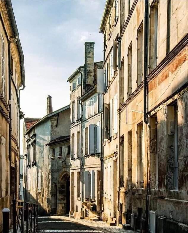 Le Solencon De 1 A 4 Pers - Hypercentre Apartman Cognac Kültér fotó